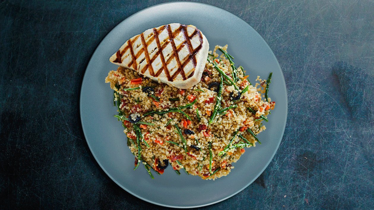 Ensalada de quinoa con Steak de atún e hinojo - Receta - UFS