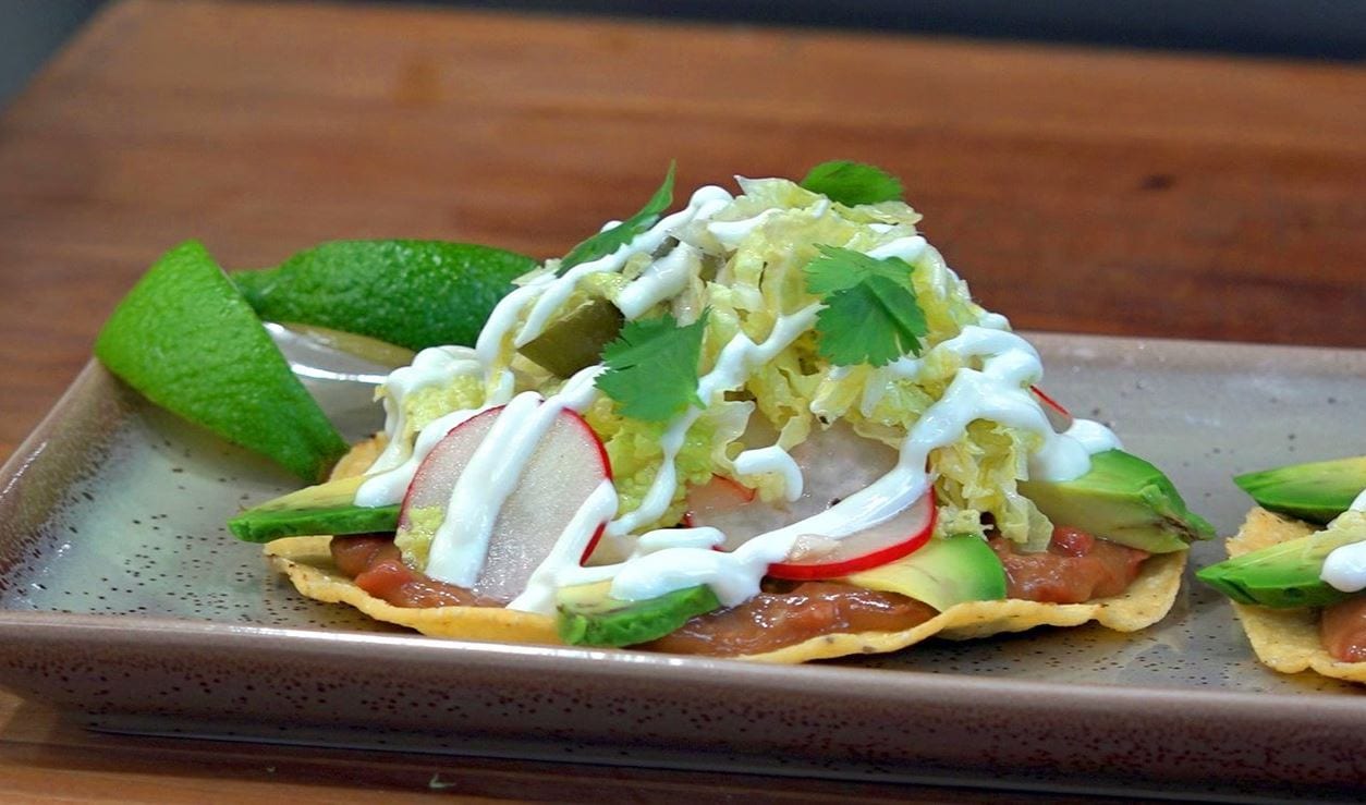 Tostada de frijoles rojos con Chipotle – - Receta - UFS